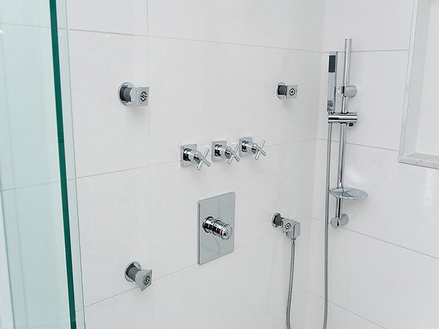 luxury-shower-renovation-toronto